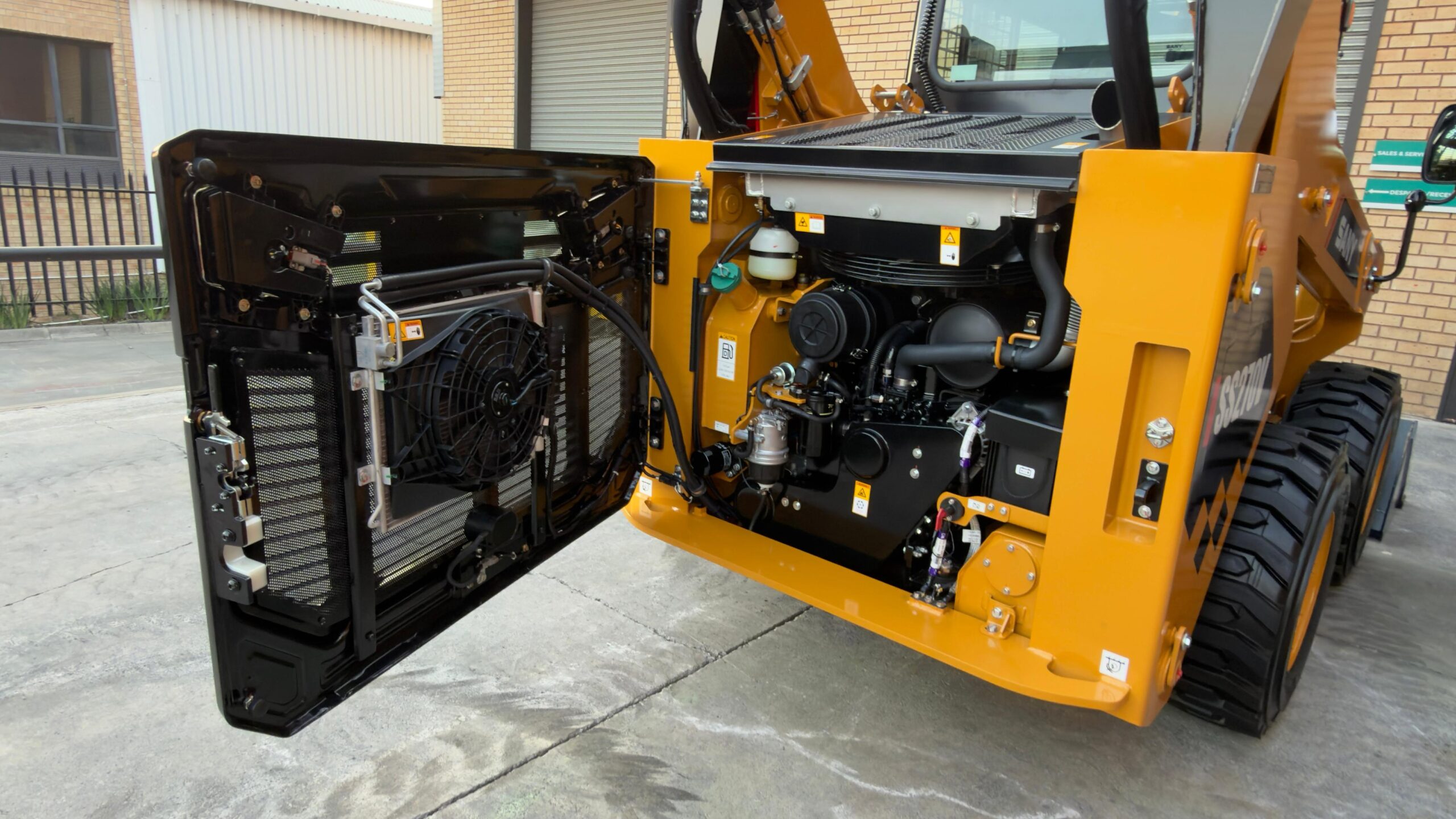 SANY Skid Steer - Image 7
